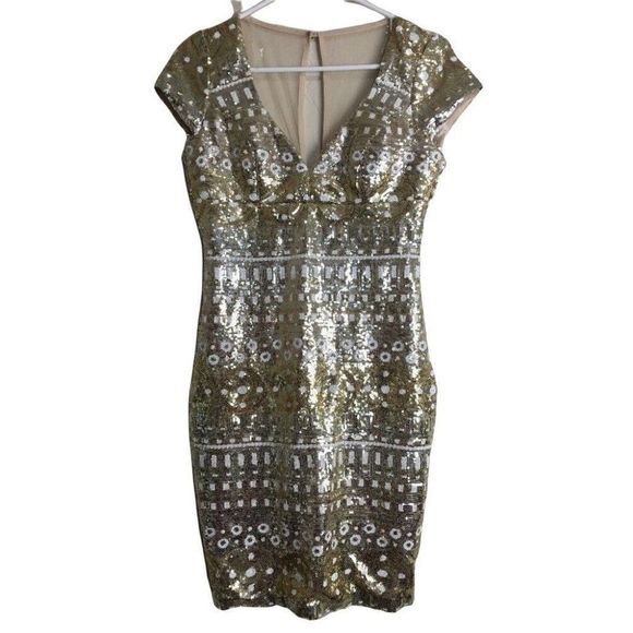 Women's Sequin Hearts Illusion mesh Back Body Con Dress Size 5 Jr Metallic 0059 - Picture 2 of 6